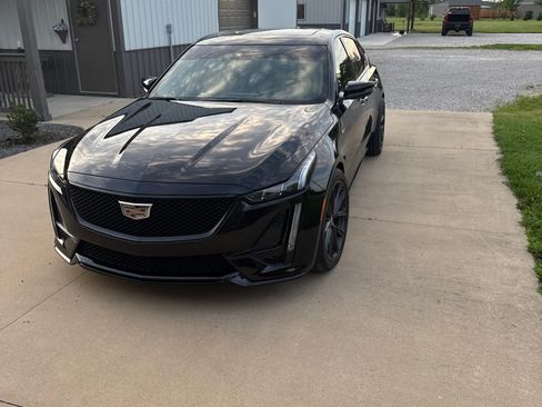 Used 2022 Cadillac CT5 V w/ Premium Package RWD image 8