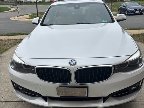 Used 2019 BMW 330i Gran Turismo xDrive w/ Convenience Package image 2