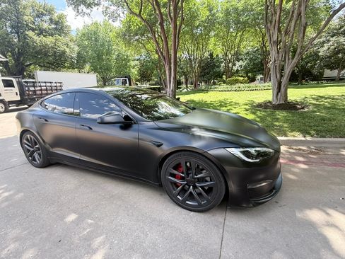Used 2023 Tesla Model S Plaid image 4