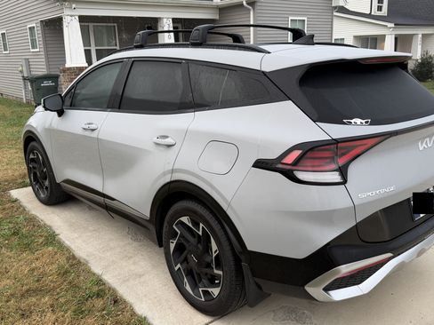 Used 2024 Kia Sportage SX image 6