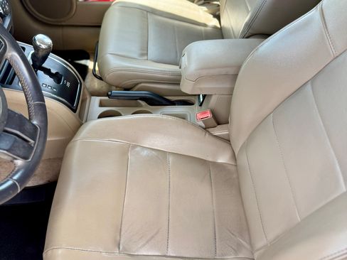 Used 2014 Jeep Patriot High Altitude FWD image 2