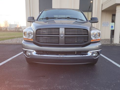 Used 2006 Dodge Ram 3500 Truck SLT w/ Quad Cab Big Horn Value Group image 2