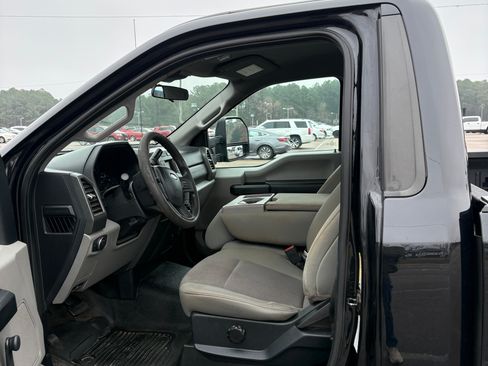 Used 2020 Ford F250 XL w/ XL Value Package image 8