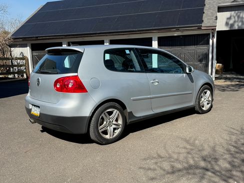 Used 2006 Volkswagen GTI 2.0T 2-Door image 4