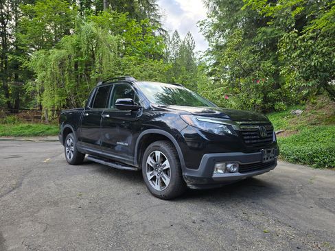 Used 2018 Honda Ridgeline RTL-E image 1