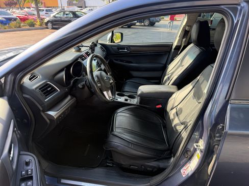 Used 2017 Subaru Legacy 2.5i Limited AWD/4WD image 8