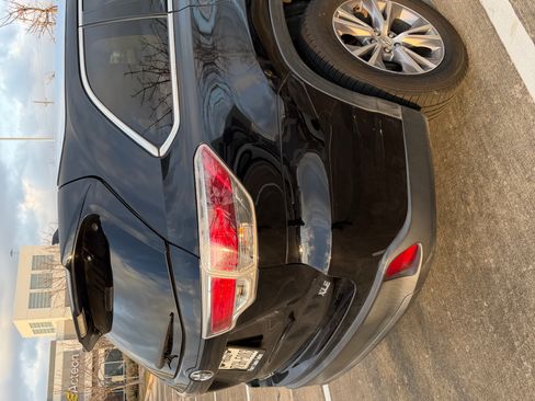 Used 2015 Toyota Highlander XLE image 5