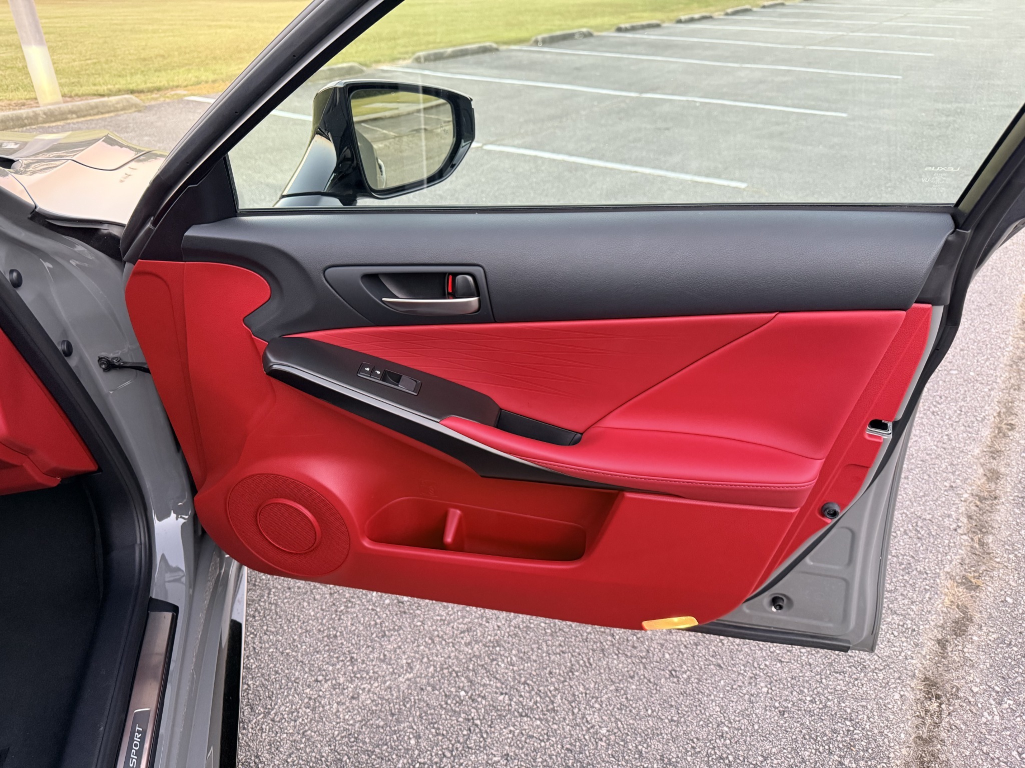 Used 2025 Lexus IS 350 F Sport RWD image 18