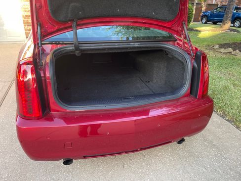 Used 2011 Cadillac STS RWD image 28