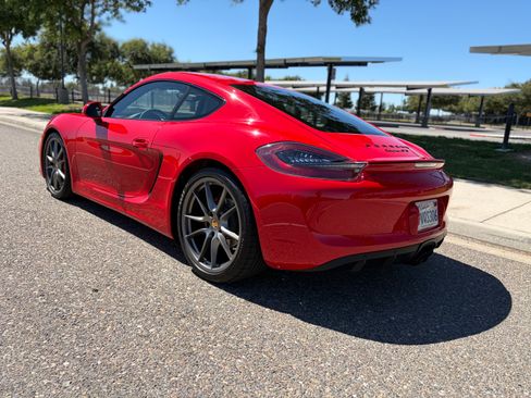Used 2016 Porsche Cayman GTS RWD image 11
