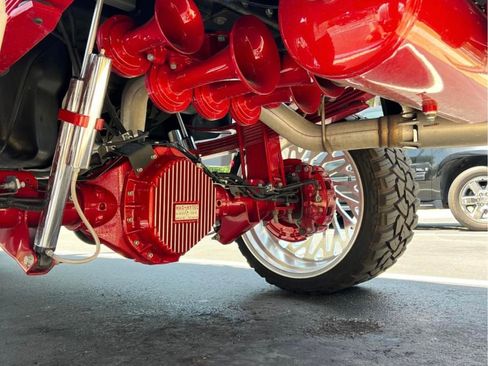 Used 2022 GMC Sierra 3500 Denali w/ Denali Ultimate Package image 10