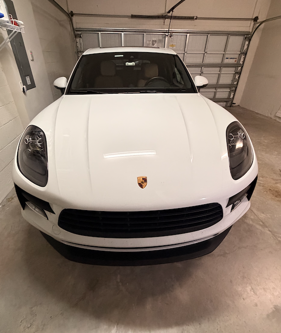 Used 2021 Porsche Macan AWD/4WD image 1