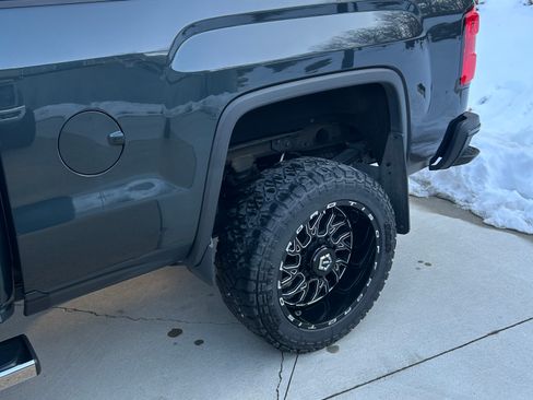 Used 2018 GMC Sierra 2500 Denali w/ Duramax Plus Package image 11