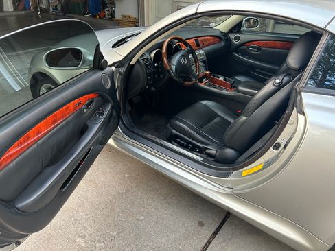 Used 2002 Lexus SC 430 Convertible RWD image 20