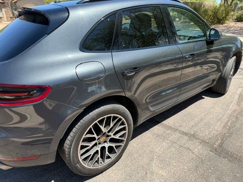 Used 2017 Porsche Macan S AWD/4WD image 5