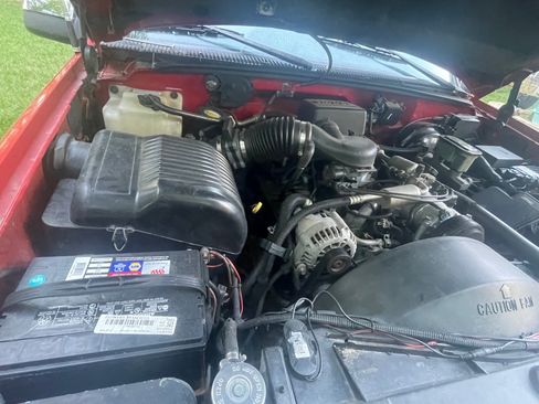 Used 1996 Chevrolet Silverado 1500 2WD Regular Cab image 14