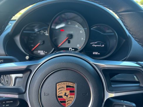 Used 2018 Porsche 718 Cayman S image 8