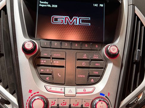 Used 2014 GMC Terrain SLE FWD image 23