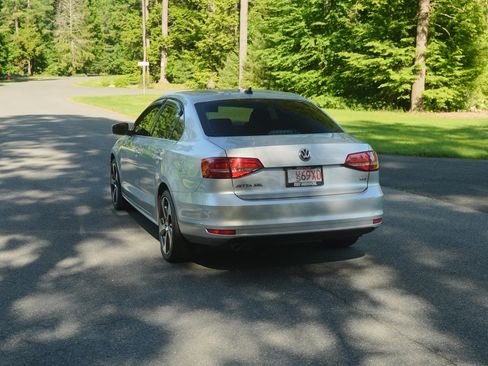 Used 2015 Volkswagen Jetta TDI SEL FWD image 6