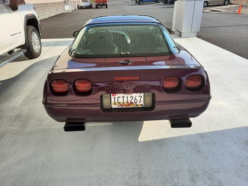 Used 1995 Chevrolet Corvette Coupe image 5