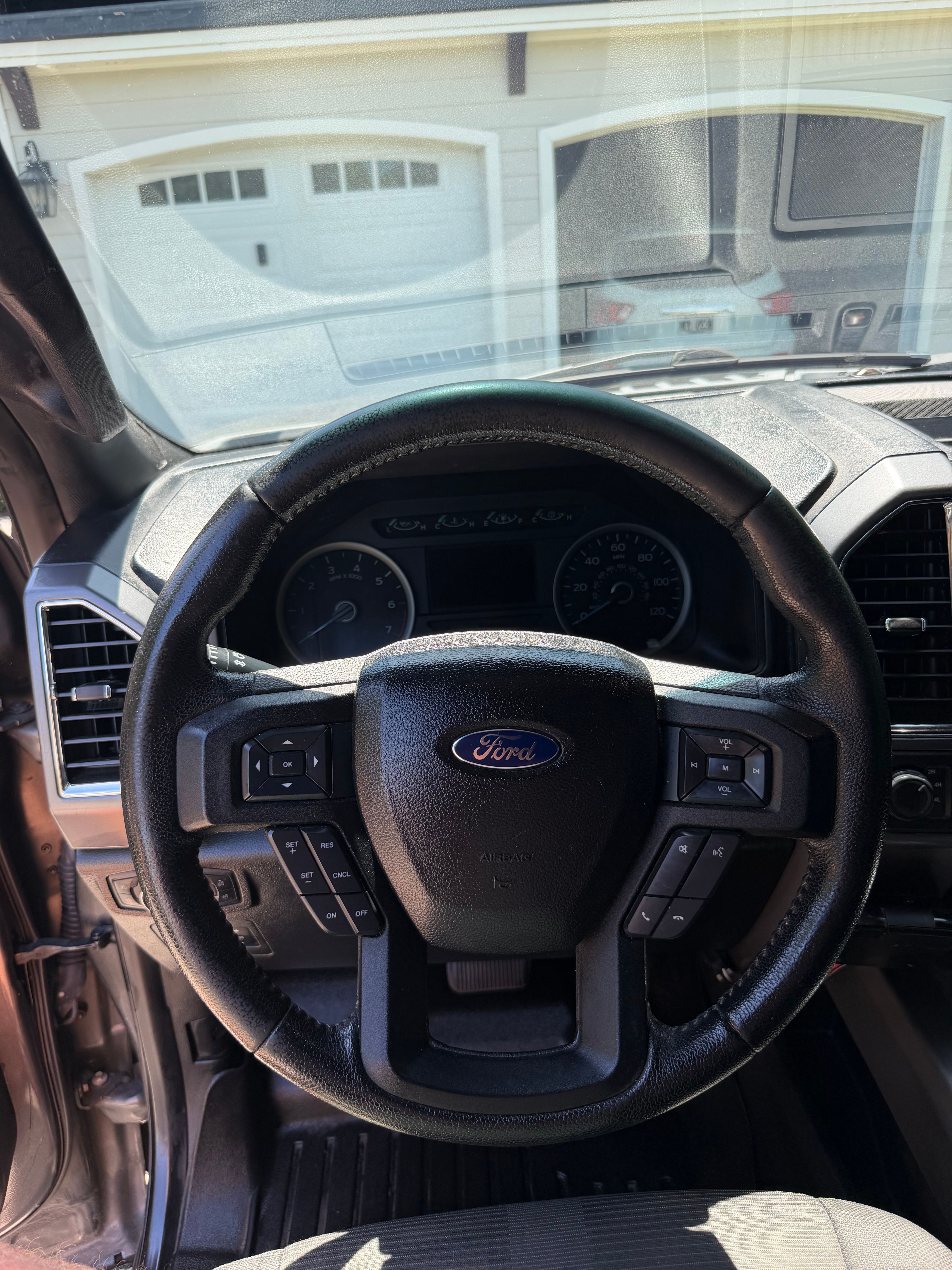 Used 2016 Ford F150 XLT w/ Equipment Group 302A Luxury AWD/4WD image 15