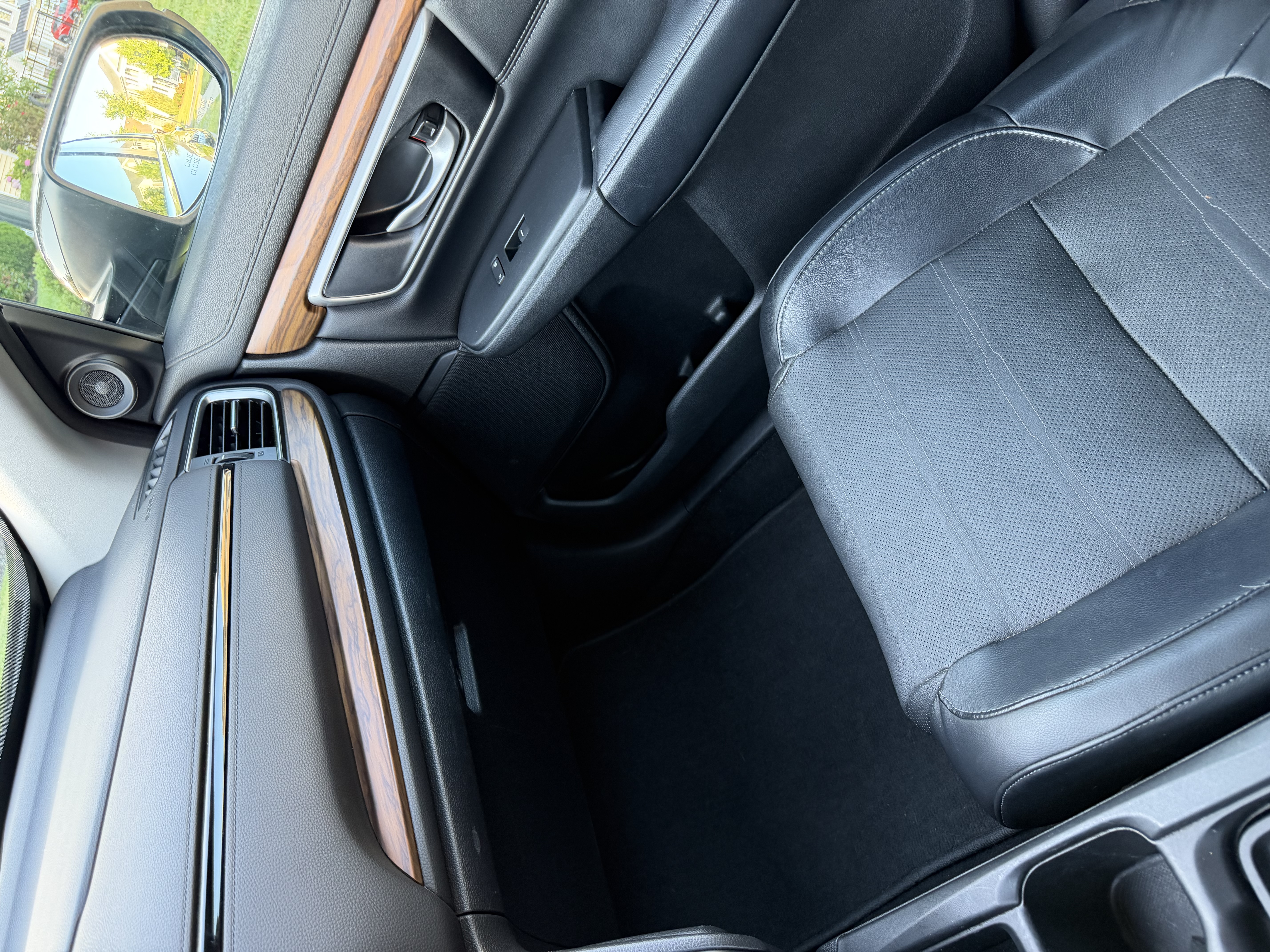 Used 2017 Honda CR-V EX-L image 11