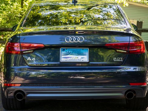 Used 2017 Audi A4 2.0T Prestige AWD/4WD image 9