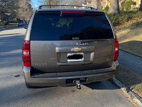 Used 2011 Chevrolet Tahoe LT image 5