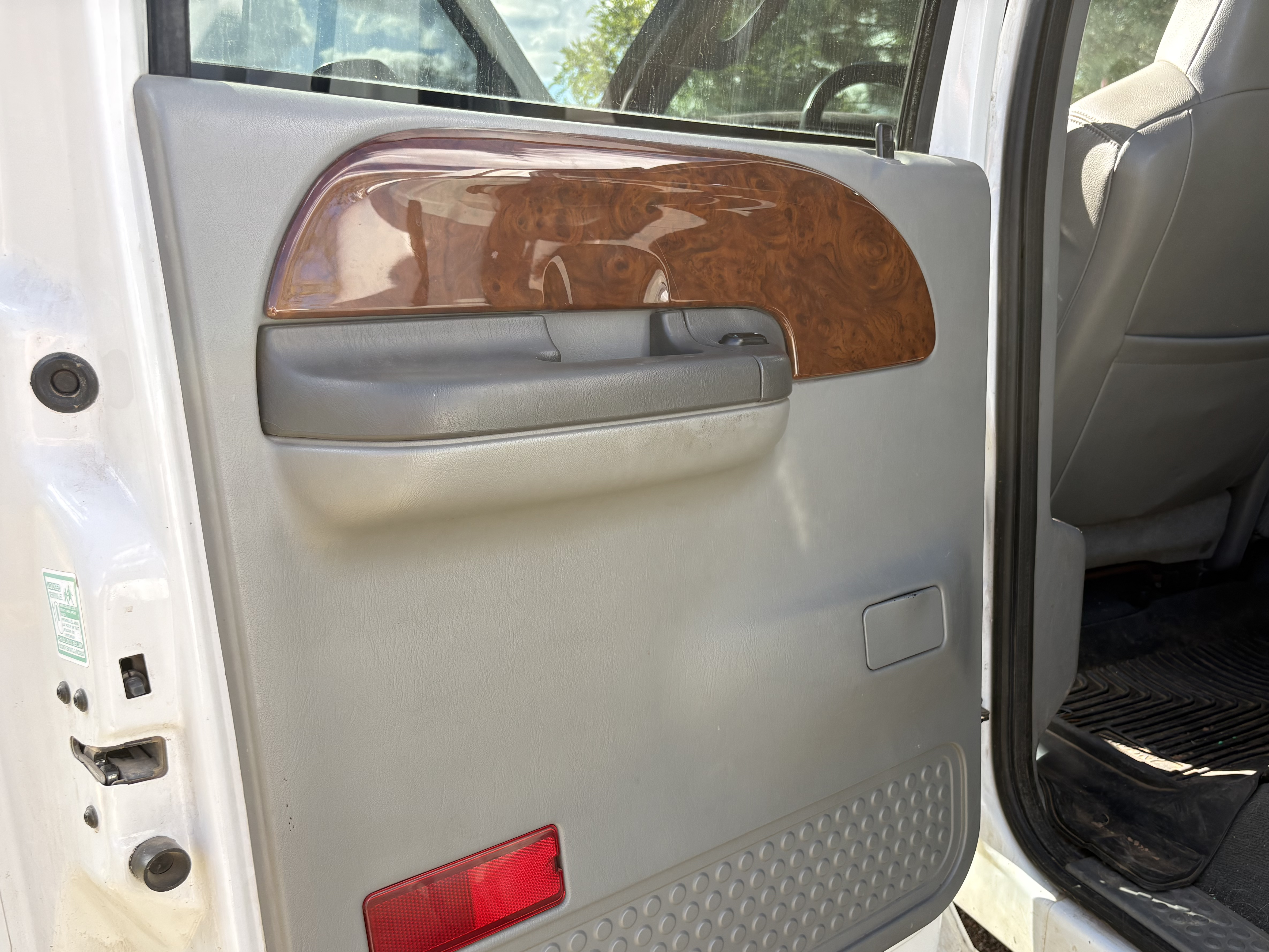 Used 2004 Ford F350 Lariat AWD/4WD image 20