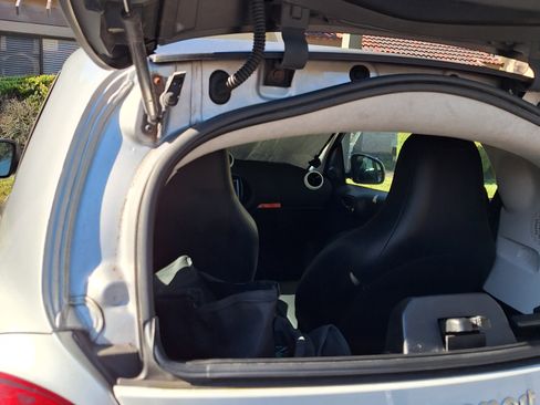 Used 2016 smart fortwo passion image 28