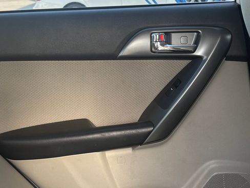 Used 2013 Kia Forte EX image 11