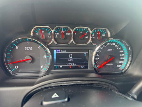 Used 2018 Chevrolet Tahoe 2WD w/ Remote Keyless Entry Package image 8