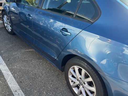 Used 2015 Volkswagen Jetta SE image 4