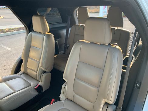 Used 2013 Ford Explorer Limited image 9