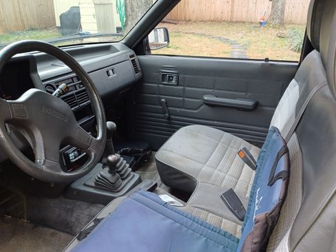 Used 1992 MAZDA B-Series Pickup 4x4 Regular Cab B2600i image 11