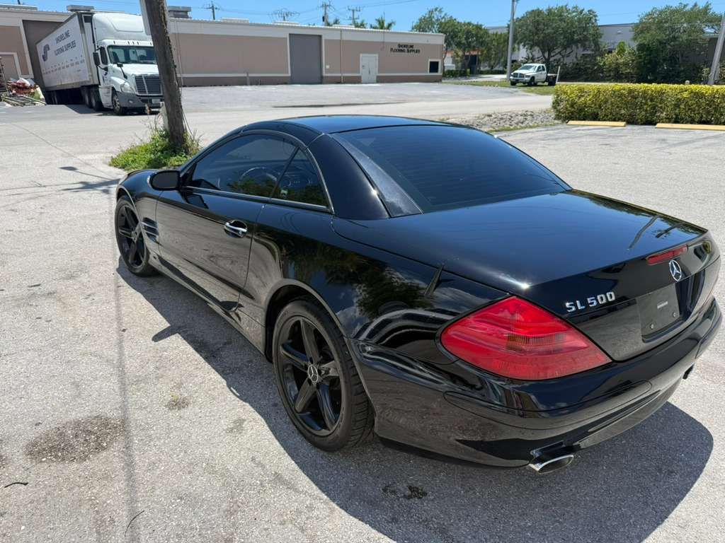 Used 2004 Mercedes-Benz SL 500 image 4
