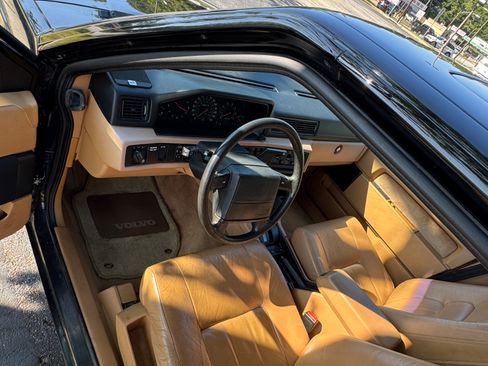 Used 1992 Volvo 940 GLS RWD image 10