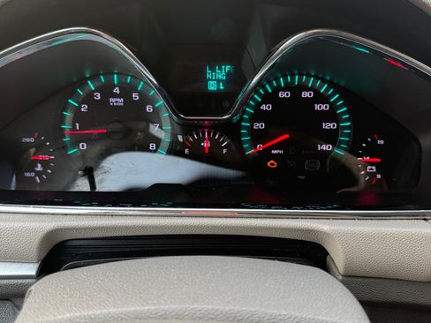 Used 2013 Chevrolet Traverse LS FWD image 10