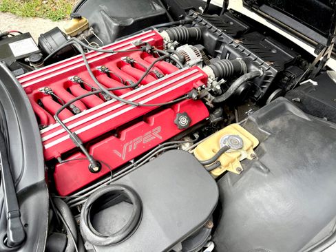 Used 1995 Dodge Viper RT/10 image 13