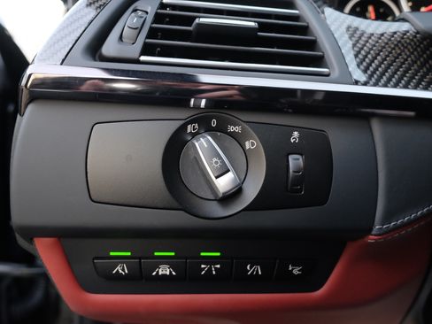 Used 2016 BMW M6 Convertible image 21