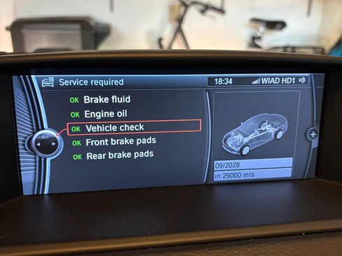 Used 2011 BMW 135i Convertible image 25