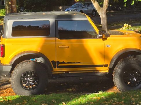 Used 2021 Ford Bronco Wildtrak AWD/4WD image 10