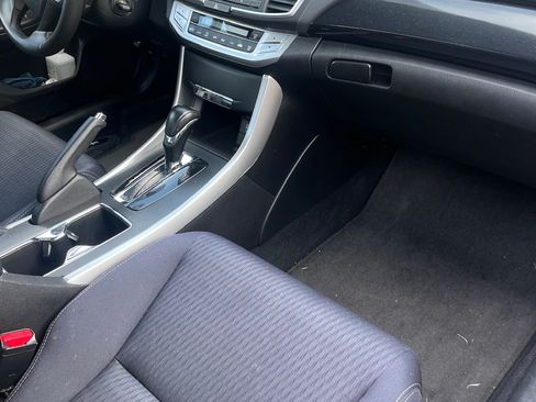 Used 2015 Honda Accord Sport image 11