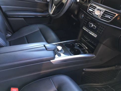 Used 2015 Mercedes-Benz E 350 Sedan image 24