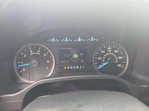 Used 2015 Ford F150 XLT w/ Equipment Group 301A Mid image 5