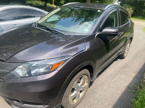 Used 2016 Honda HR-V EX-L image 4