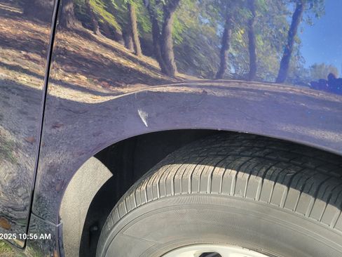 Used 2018 Chrysler Pacifica Touring w/ Security Group image 9