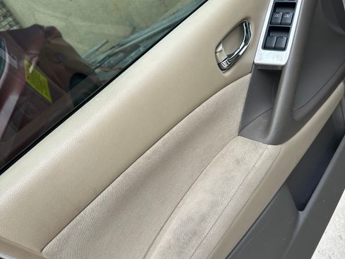 Used 2013 Nissan Murano S image 8