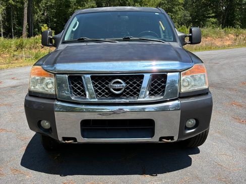 Used 2010 Nissan Titan SE w/ SE Value Truck Pkg AWD/4WD image 1