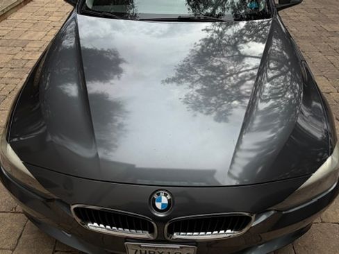 Used 2015 BMW 320i Sedan RWD image 17